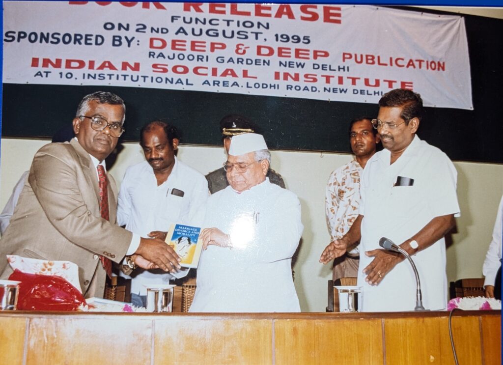 Book Release Chief Justice of India Then Chief Justice of India releasing book of Dr P Rathnaswamy